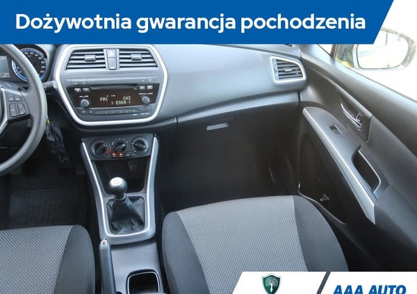 Suzuki SX4 S-Cross cena 46000 przebieg: 71595, rok produkcji 2013 z Sianów małe 137